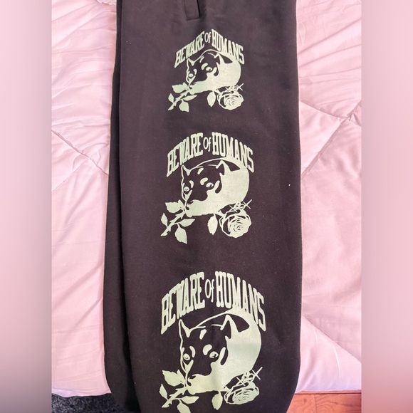 Market Studios “Beware of Humans” Men Joggers - Picture 9 of 10